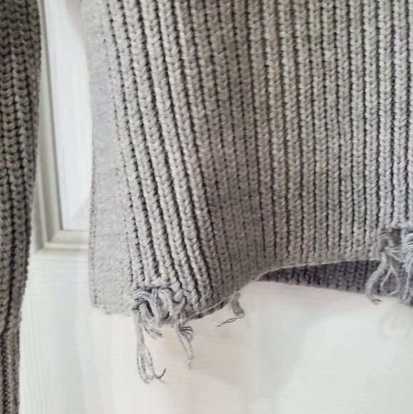 BOBI BLACK Los Angeles NWT Heather Gray Shoulder Cutout Turtleneck Sweater Sz M - Picture 5 of 16